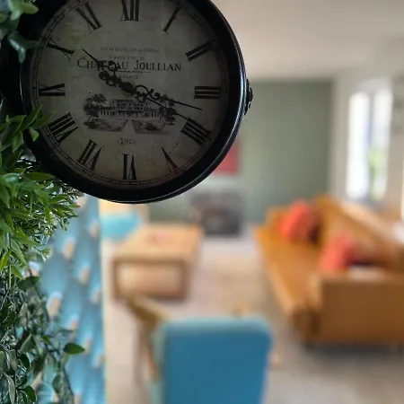 L'attente Détente à 200 M Du Parc  Pairi Daiza * Brugelette