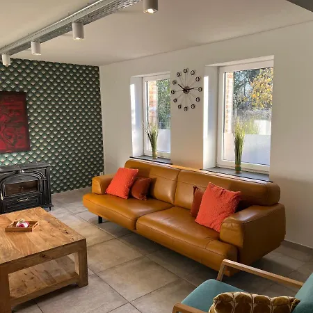 L'attente Detente A 200 M Du Parc 