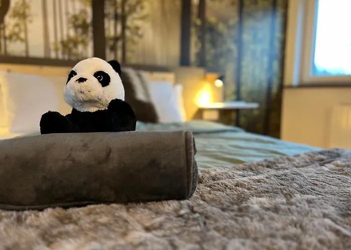 L'attente Détente à 200 M Du Parc  Pairi Daiza Casa vacanze