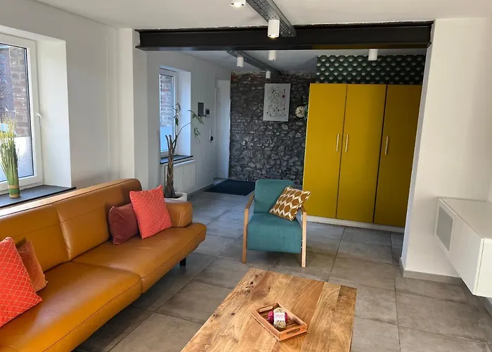 L'attente Détente à 200 M Du Parc  Pairi Daiza Brugelette